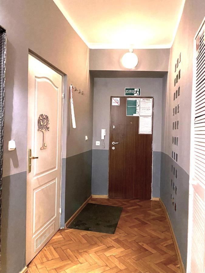 Real Vip Hostel كراكوفيا المظهر الخارجي الصورة