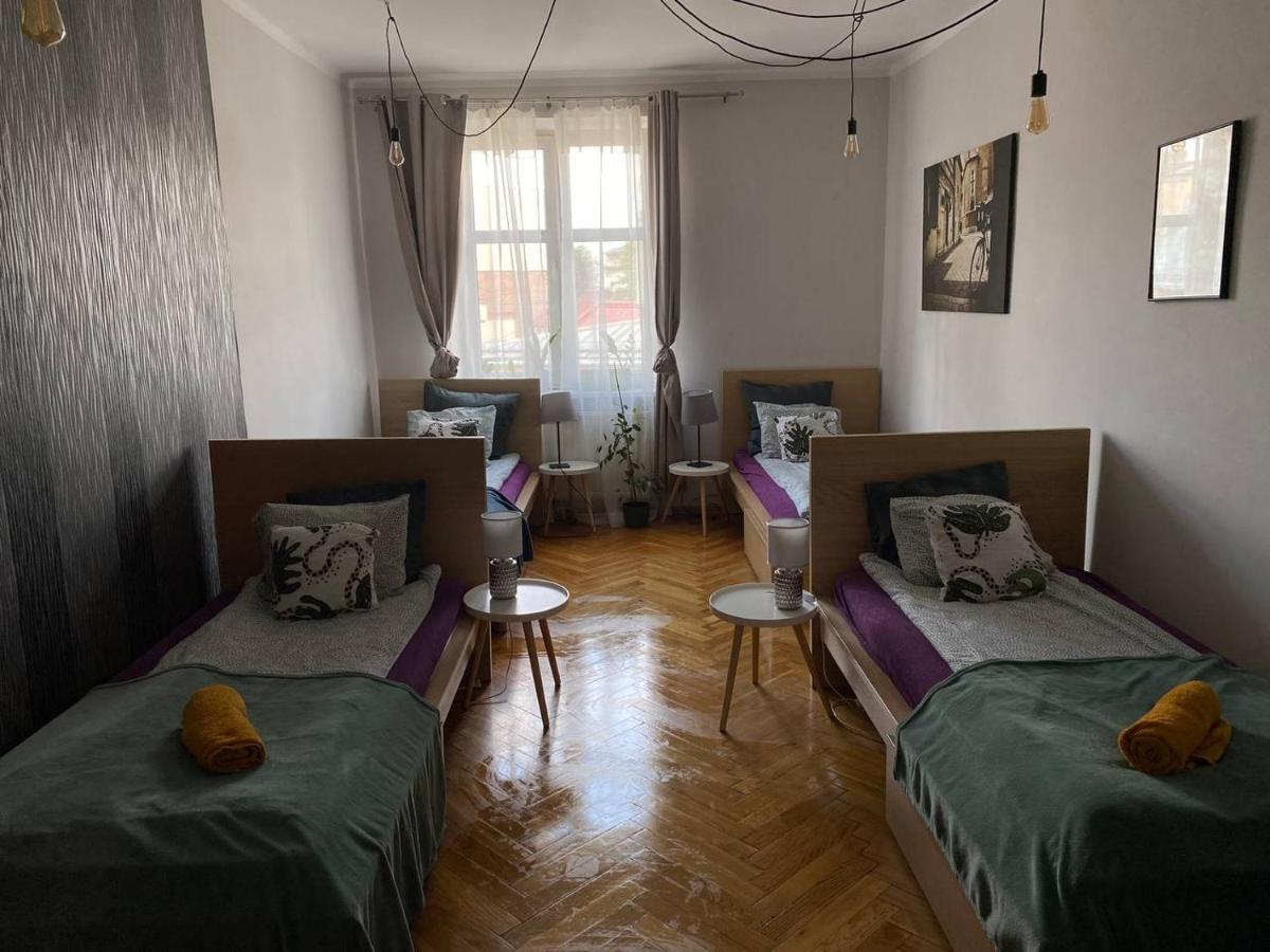 Real Vip Hostel كراكوفيا المظهر الخارجي الصورة